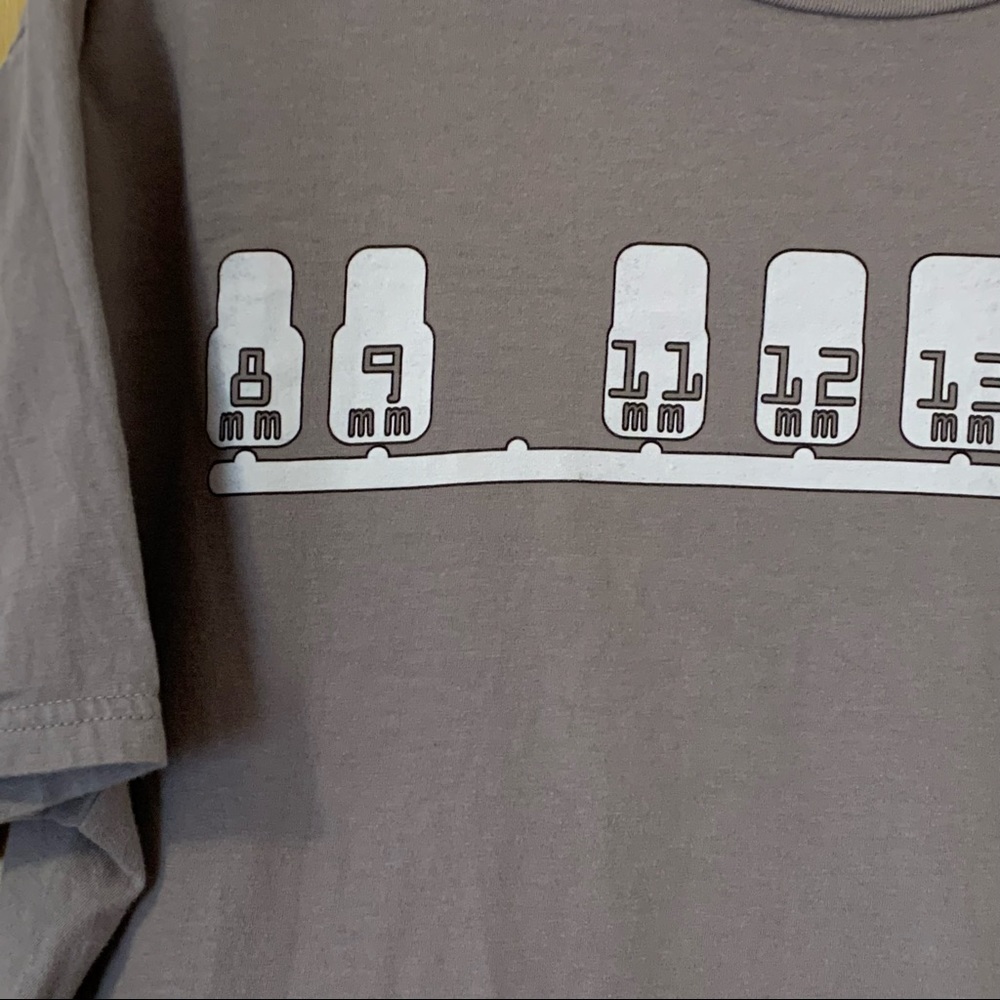 Number 10 Socket is Missing novelty graphic t-shirt XL